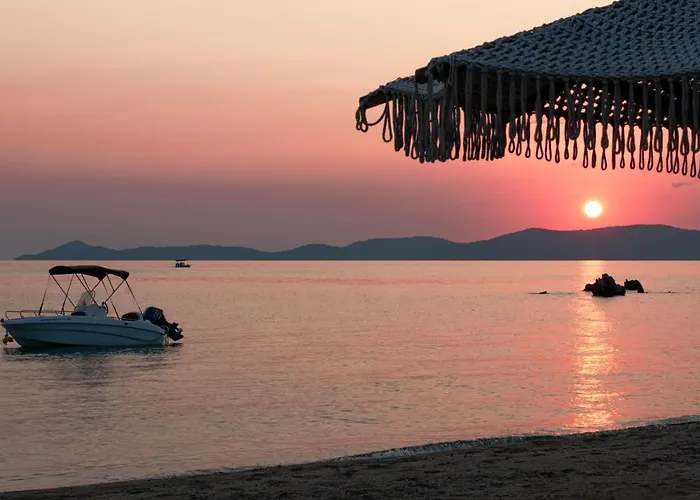 Mount Athos Отель Иериссос
