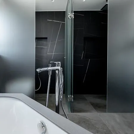 מלון Mount Athos לריסוס