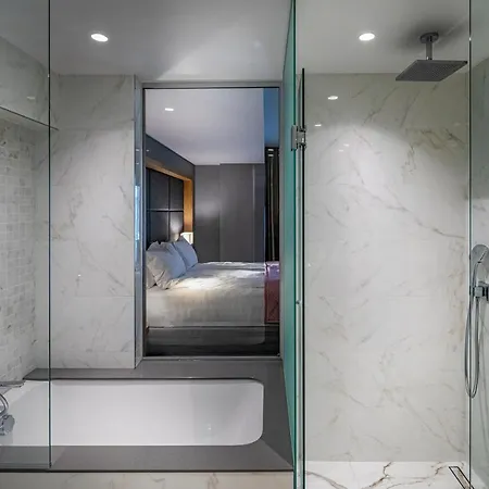 מלון Mount Athos 5*