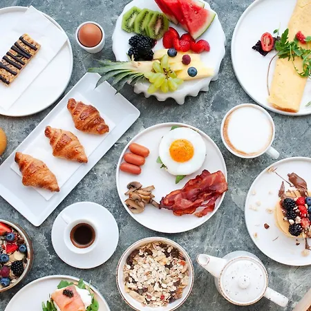 Mount Athos לריסוס